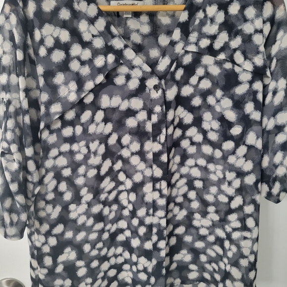 Women's Quintessential Black & Grey Roll Tab Sleeve Sheer Blouse Size Medium - Picture 2 of 13